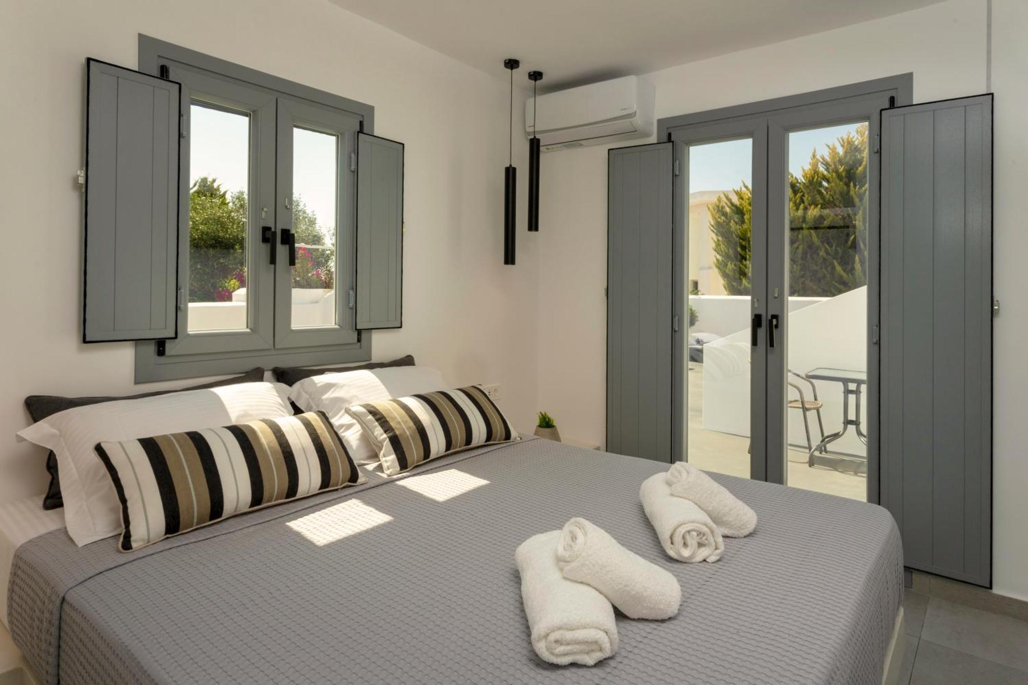 Linea Luxury Suites Фіра Екстер'єр фото
